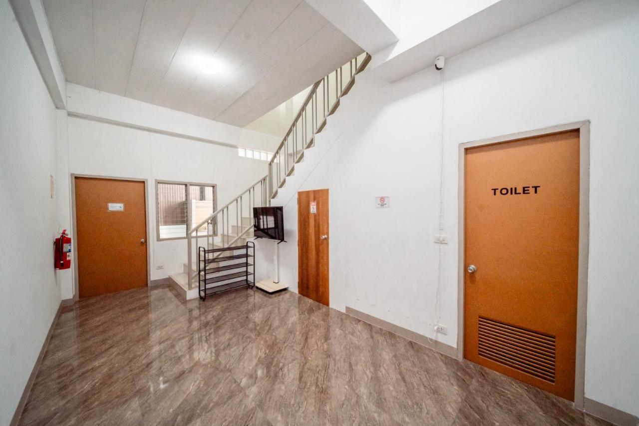 Socialer Coliving & Coworking Space Чіангмай Екстер'єр фото