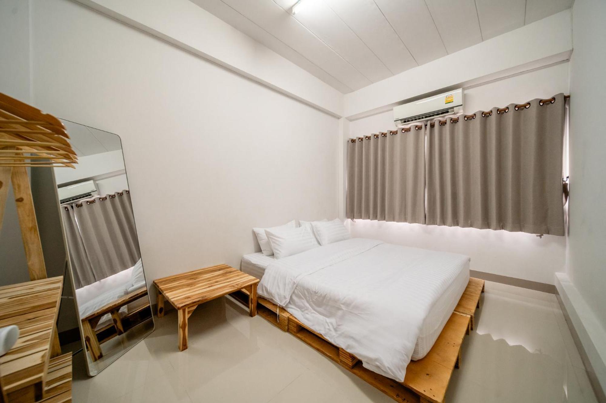 Socialer Coliving & Coworking Space Чіангмай Екстер'єр фото